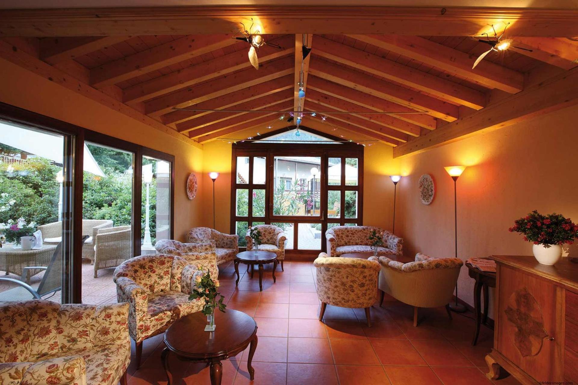 Mörel Badehotel Salina Maris - Wellness & Vintage מראה חיצוני תמונה
