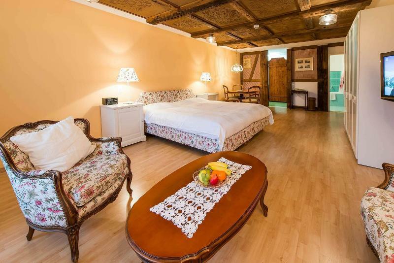 Mörel Badehotel Salina Maris - Wellness & Vintage מראה חיצוני תמונה
